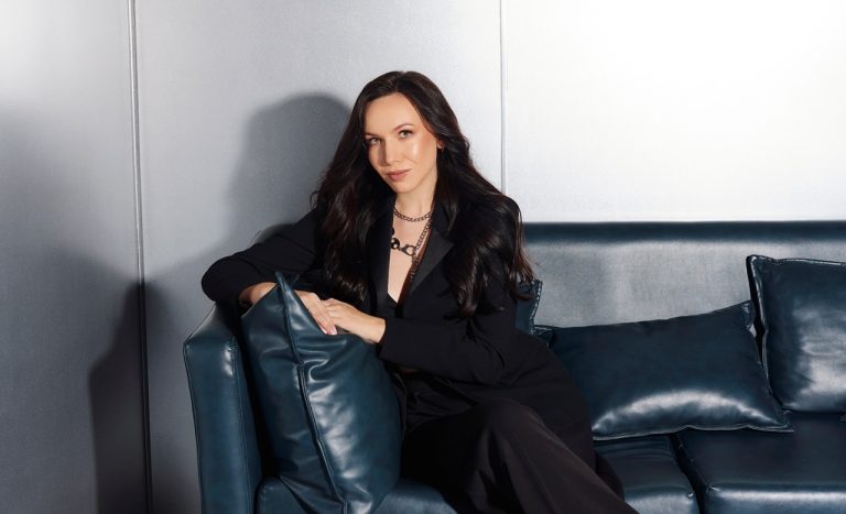 Novo Stylist: Redefining Luxury Personal Styling For The Modern Elite