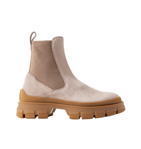 11 Winter Boots To Get Through The Season In Style