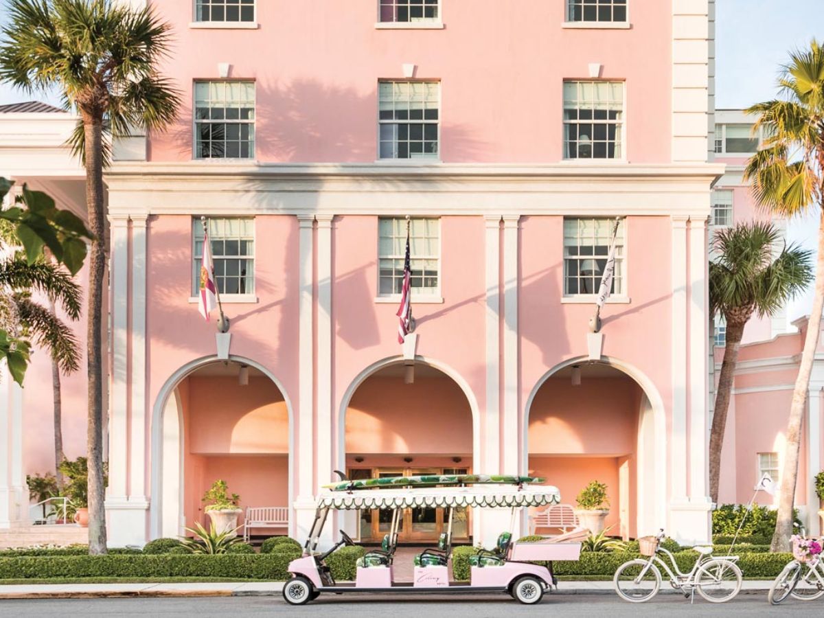 The 5 Most Luxurious Palm Beach Hotels For Your Next Getaway