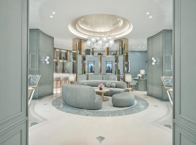 A Sparkling Debut: Fontainebleau Las Vegas Welcomes The Largest Graff Boutique In North America