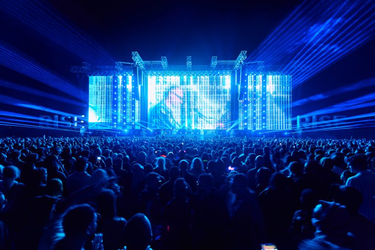 RISE Celebrates 10 Years With  RÜFÜS DU SOL, Calvin Harris, and John Mayer