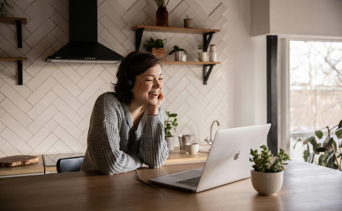 How Entrepreneurs Are Using Online Therapy to Combat Burnout