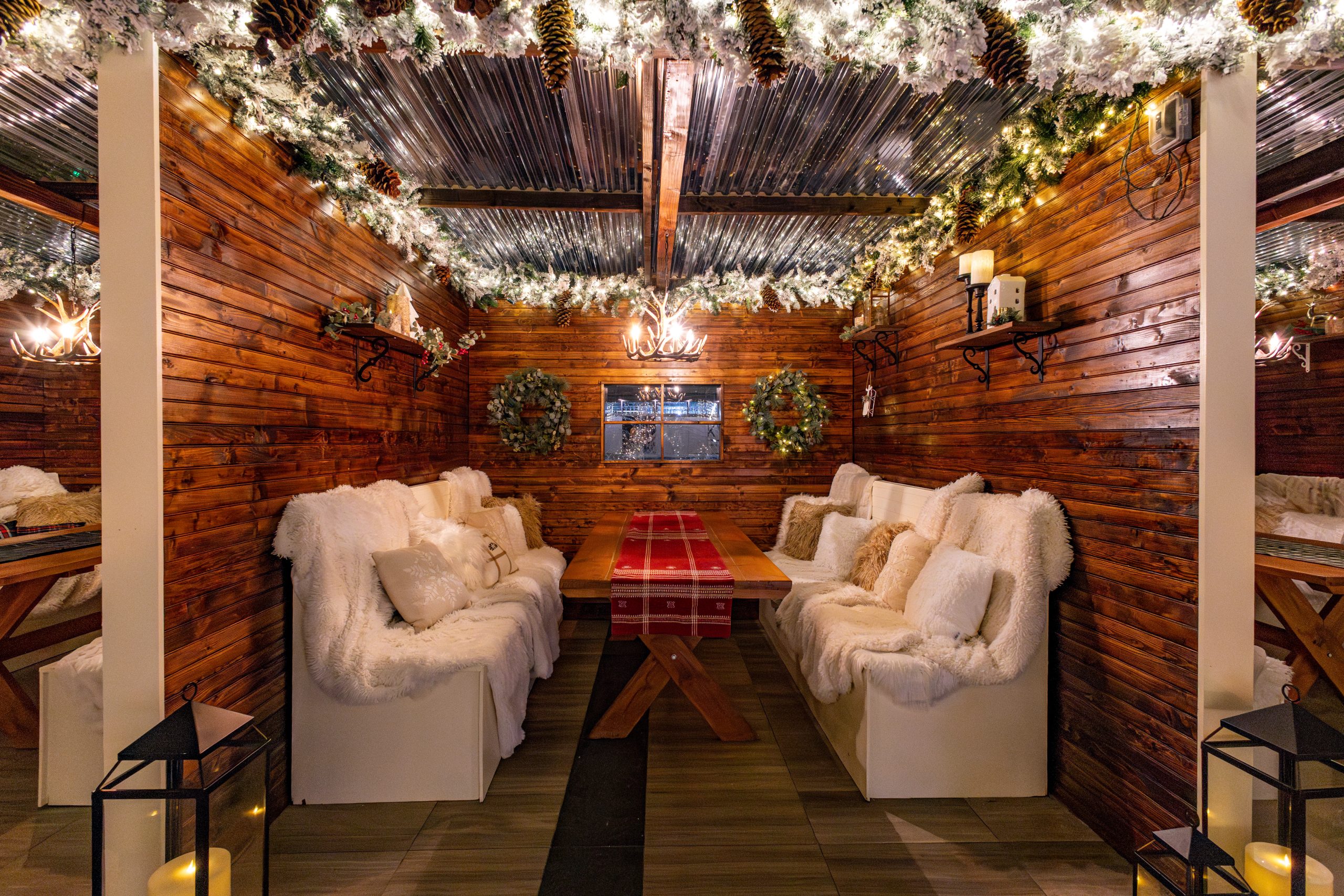 Fairmont Century Plaza Rings in the Holidays With Après LA Chalets