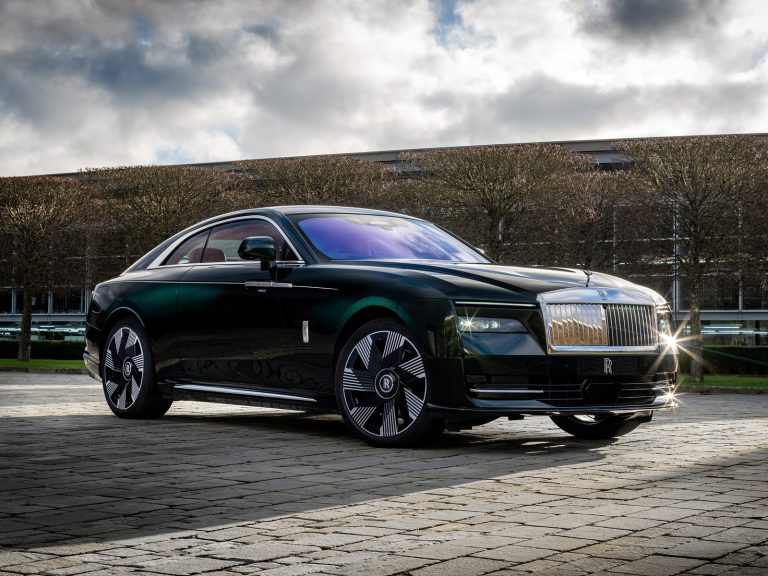 Rolls-Royce Bespoke 2025: Defining the Future of Ultra-Luxury Through Craft, Culture, and Innovation
