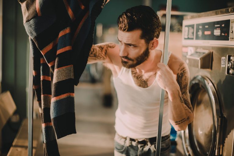 Scent Is the New Status Symbol: How the Fragrance You Wear on Your Clothes Says More Than Perfume Ever Could