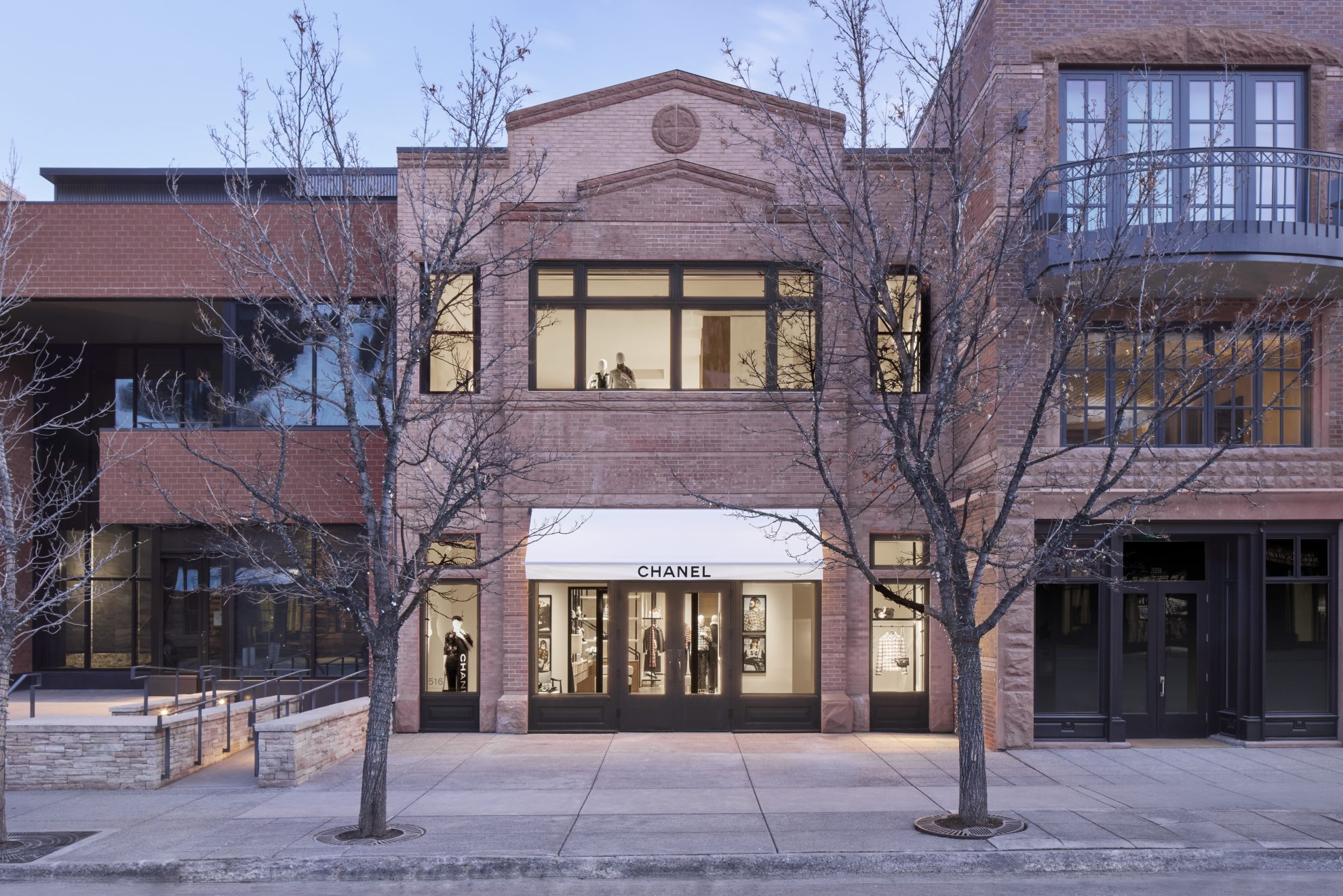 Chanel Returns to Aspen With a New Ephemeral Boutique - Haute Living