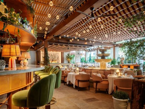 A Riviera-Inspired Midday Escape: Discover CLAUDIE’s Elegant Power Lunch in Miami