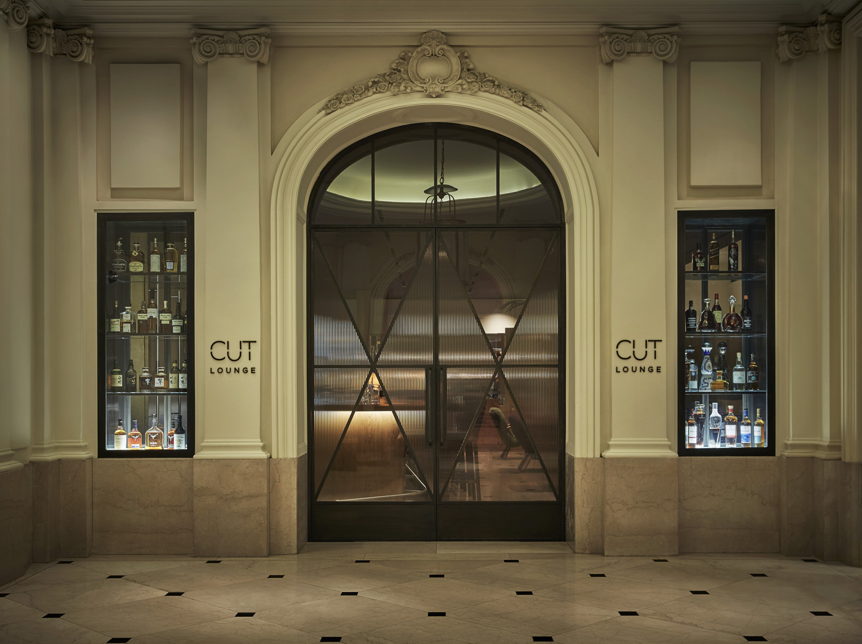 Inside One of the Most Iconic Four Seasons Properties: The Beverly Wilshire, Beverly Hills