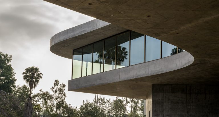 Fashion Meets Architecture: The Dior Cruise 2027 Show Heads to L.A.’s LACMA