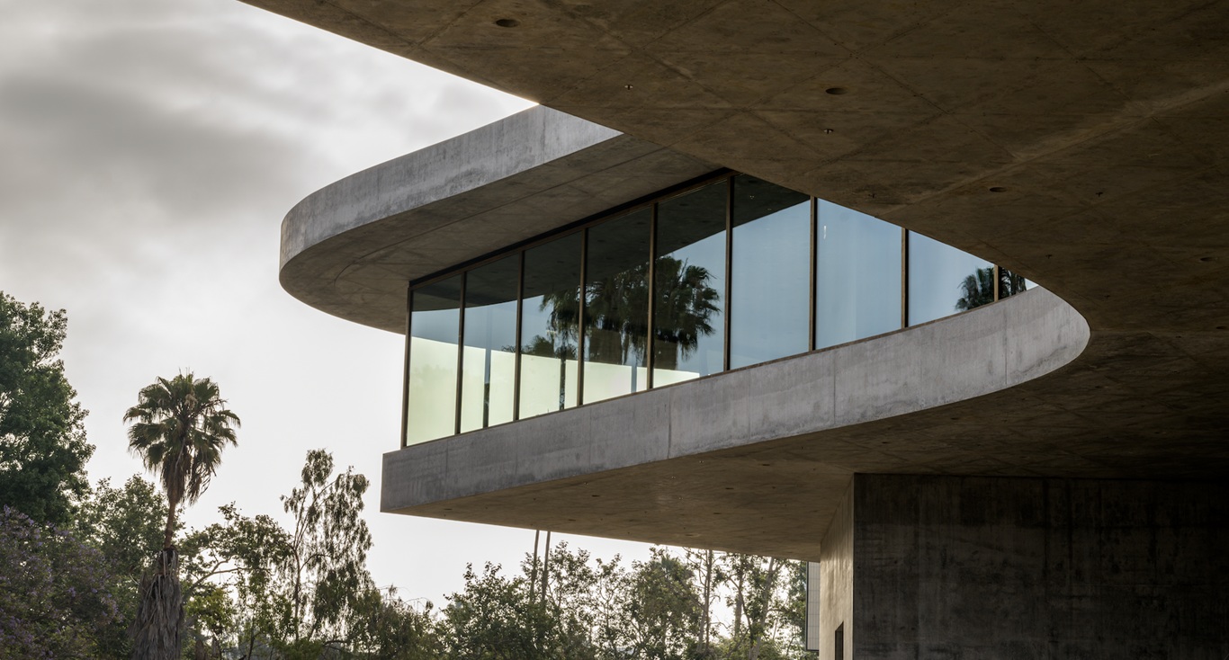 Fashion Meets Architecture: The Dior Cruise 2027 Show Heads to L.A.’s LACMA