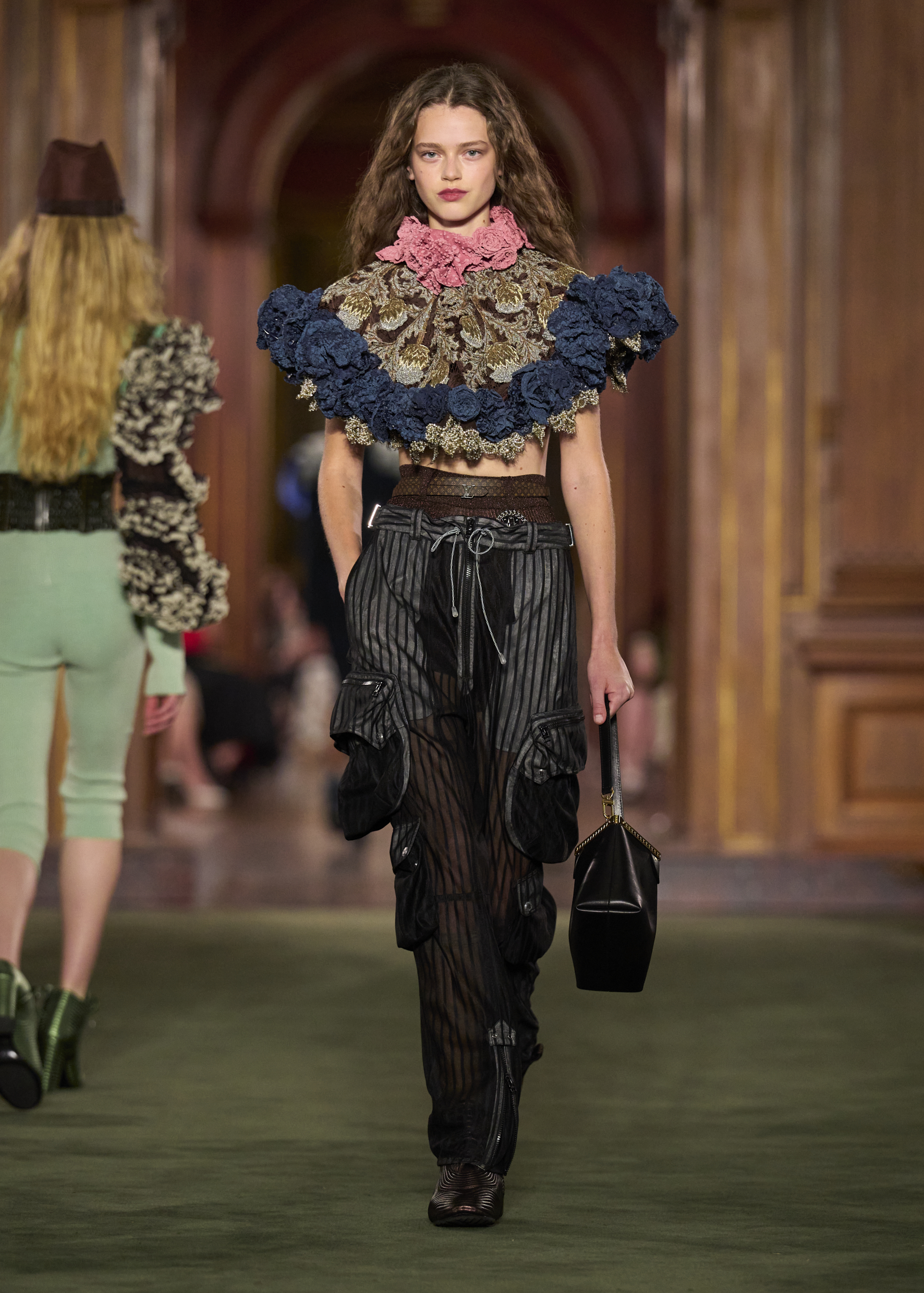 The Louis Vuitton Cruise 2027 Collection is the Bridge Between Paris & New York