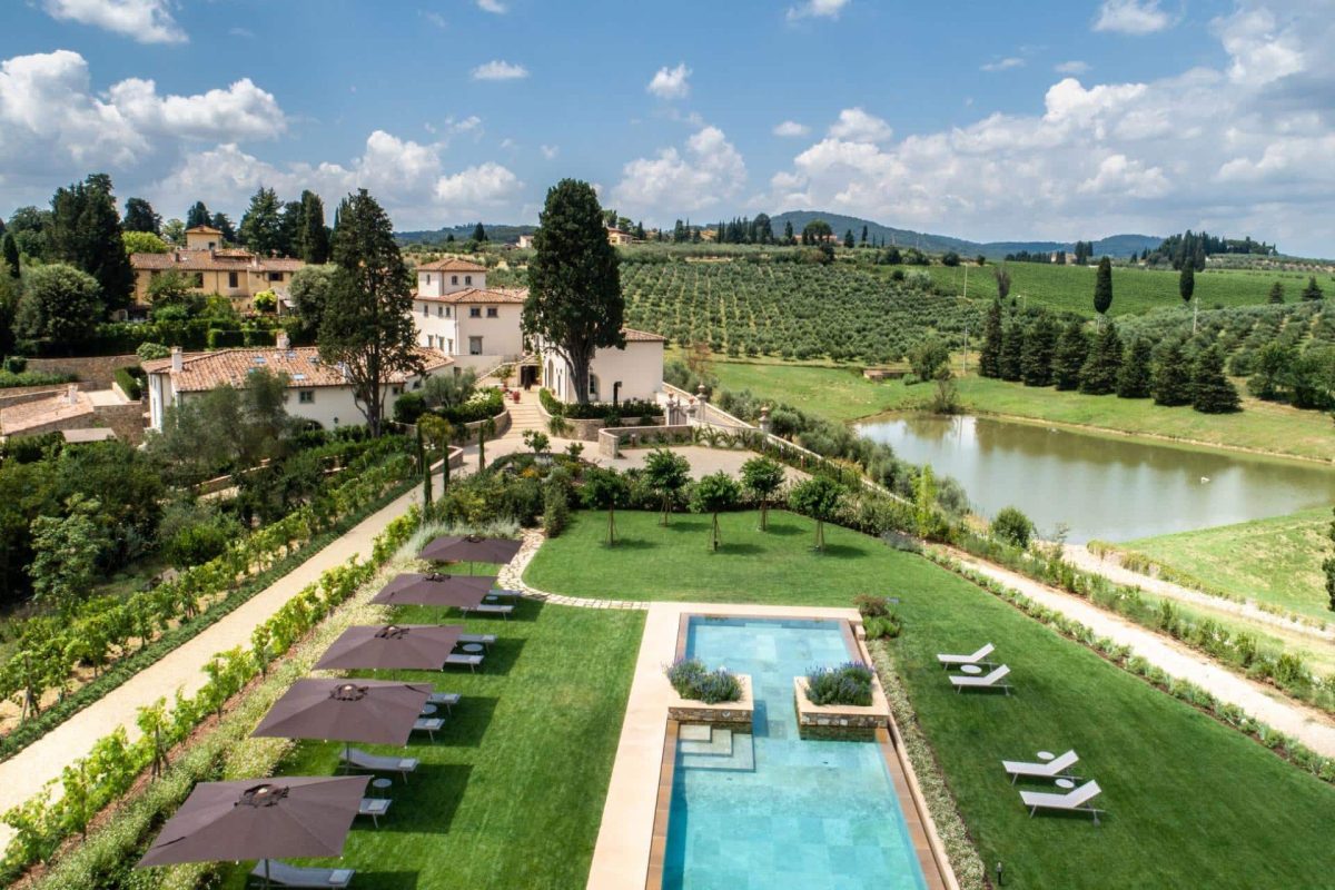 The Haute Guide To The Private Villas Ultra-Wealthy Travelers Are Booking This Summer