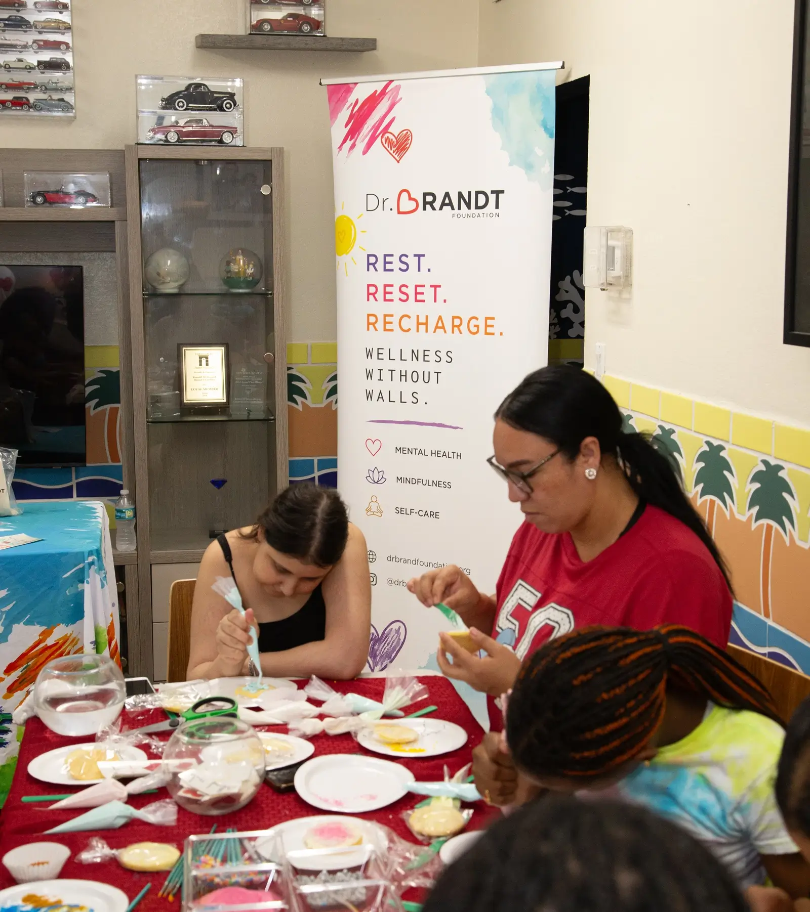 Dr. Brandt Foundation Brings Music, Comfort and Joy to Families at Ronald McDonald House of South Florida (photo 9)
