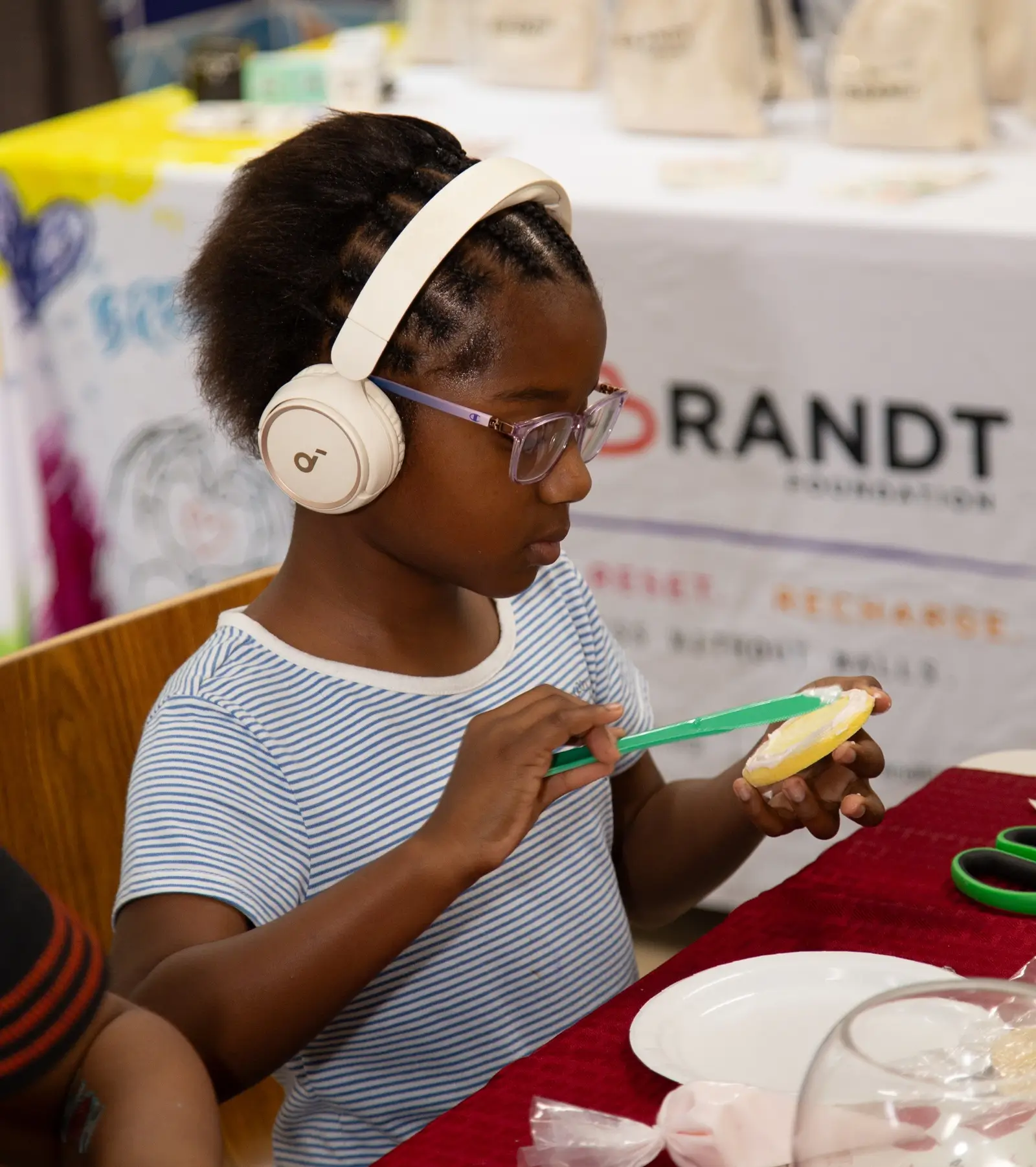 Dr. Brandt Foundation Brings Music, Comfort and Joy to Families at Ronald McDonald House of South Florida (photo 8)