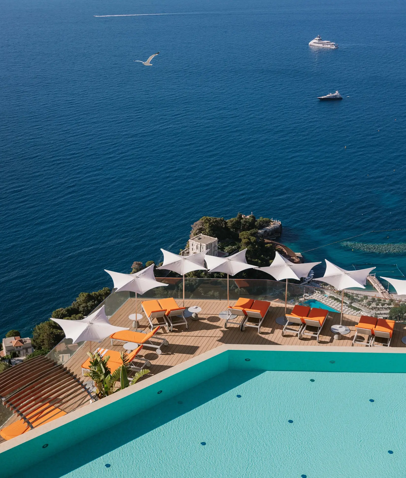 The Maybourne Riviera Pool 10 - The Maybourne Riviera: A Modern Take on French Riviera Luxury