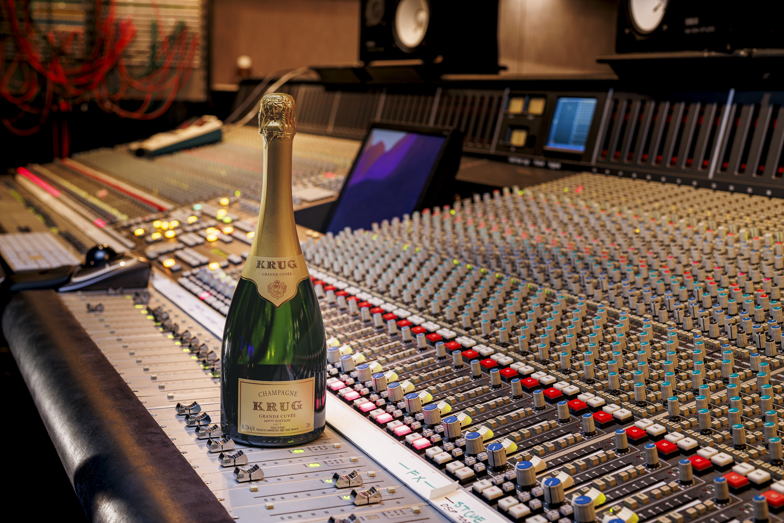 Krug & Larrabee Studios Are Turning Champagne Tasting Into a Live Original Song (photo 2)