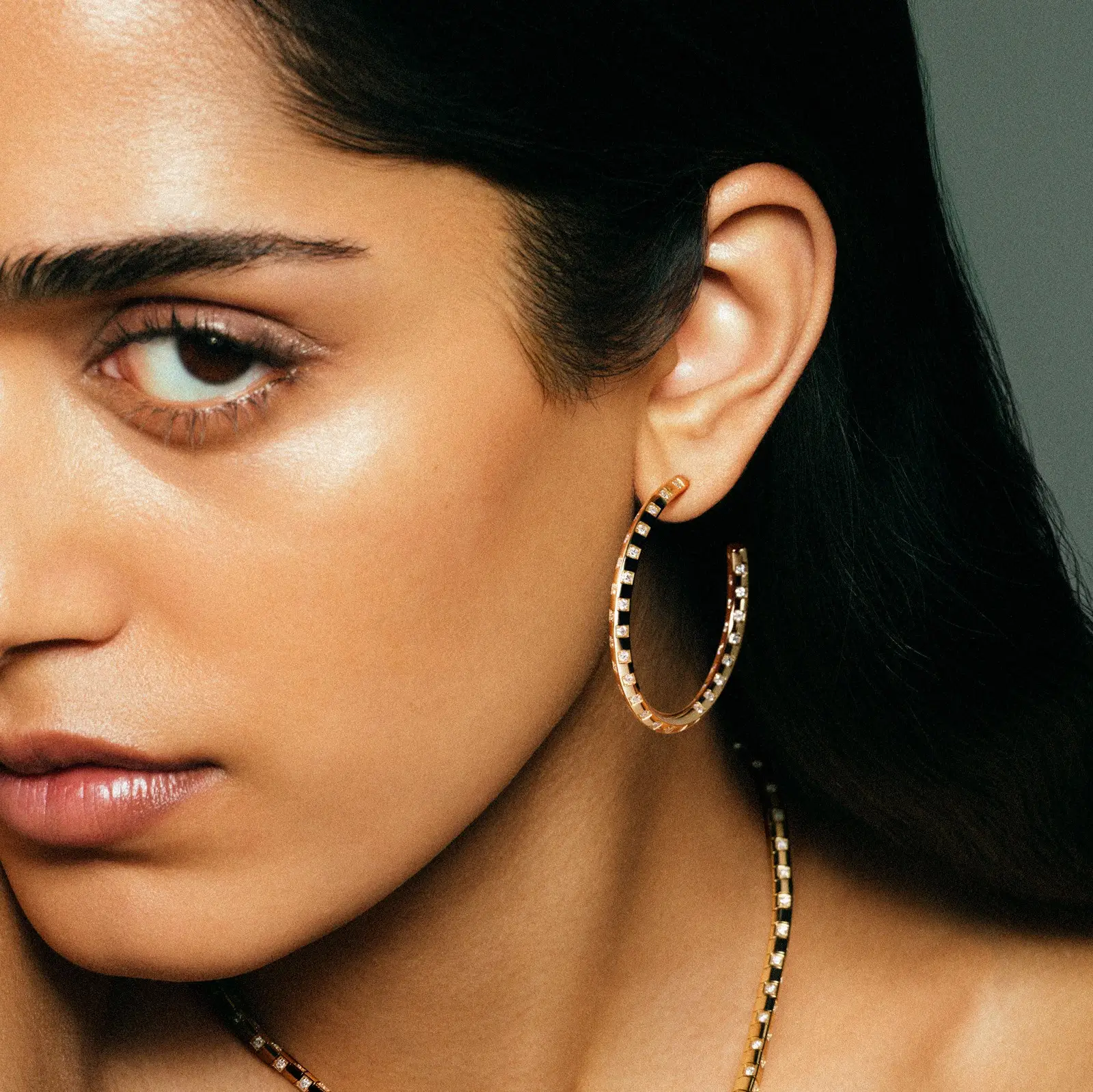 This New Louis Vuitton Bracelet Takes 50 to 70 Hand-Assembled Links to Make