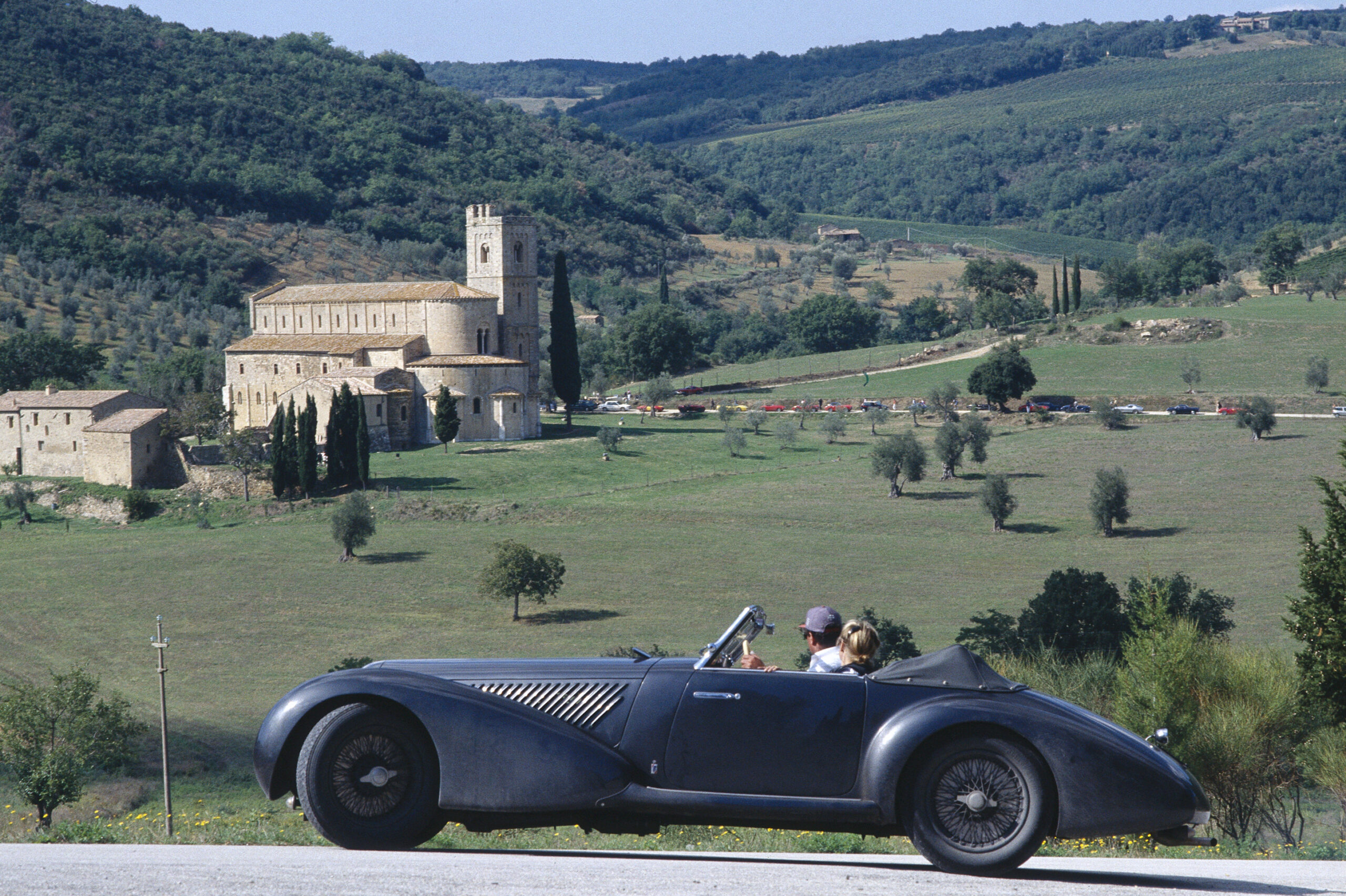 Louis Vuitton Is Racing 22 Vintage Cars From Venice to Monza & the Trophy Trunk Alone Is Worth the Trip (photo 3)