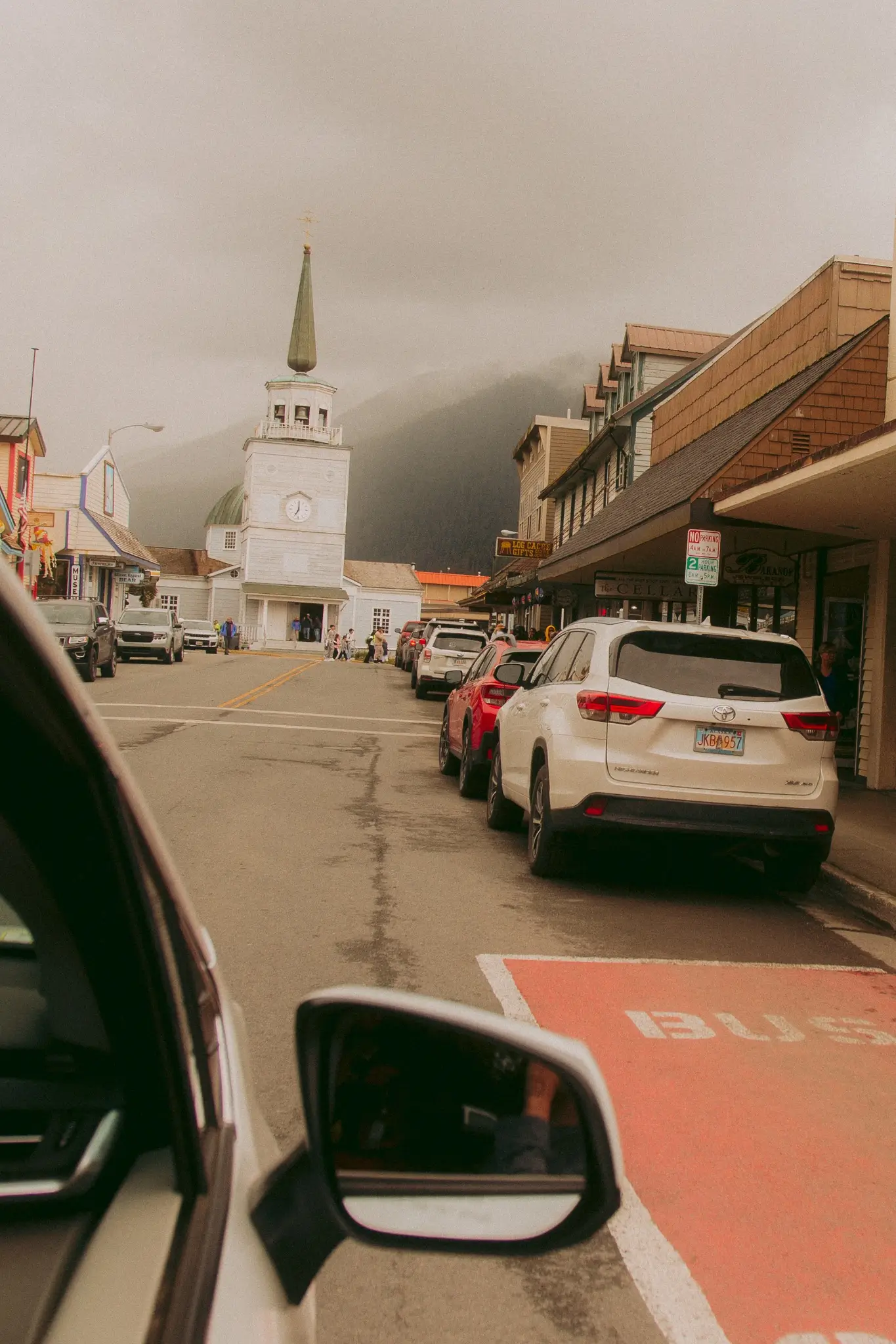 One Booking, Three Landscapes: How Bumble Expeditions Packs Alaska Into A Single Day