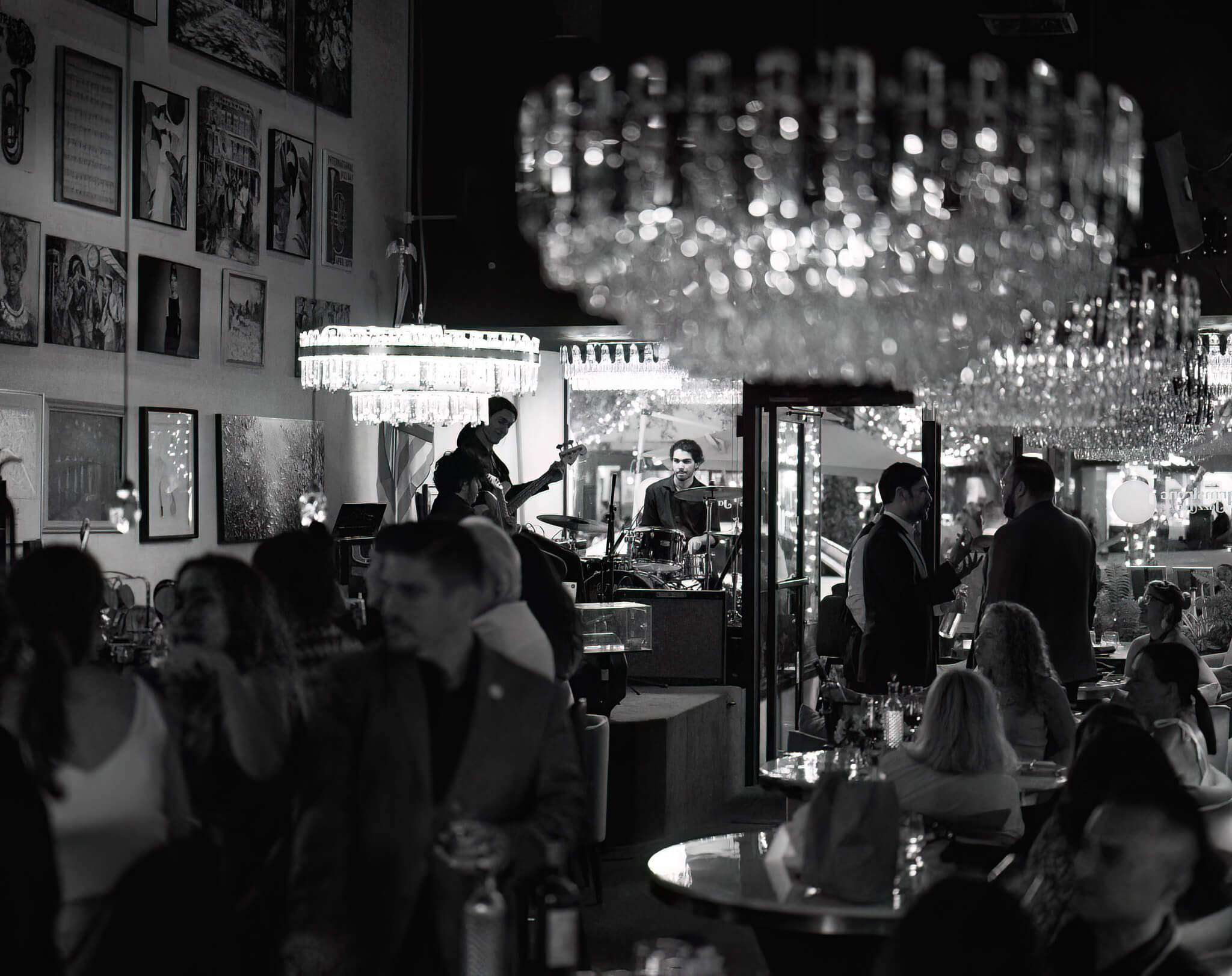 Post Topaz DenoiseArmstrong 33 low light - The Best Live Music Venues in Miami: From Jazz Clubs to Supper Clubs