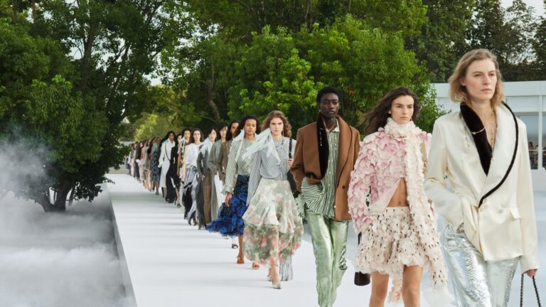 Dior Spring 2027: Jonathan Anderson Builds a Paris Fashion Week Show Around This Object
