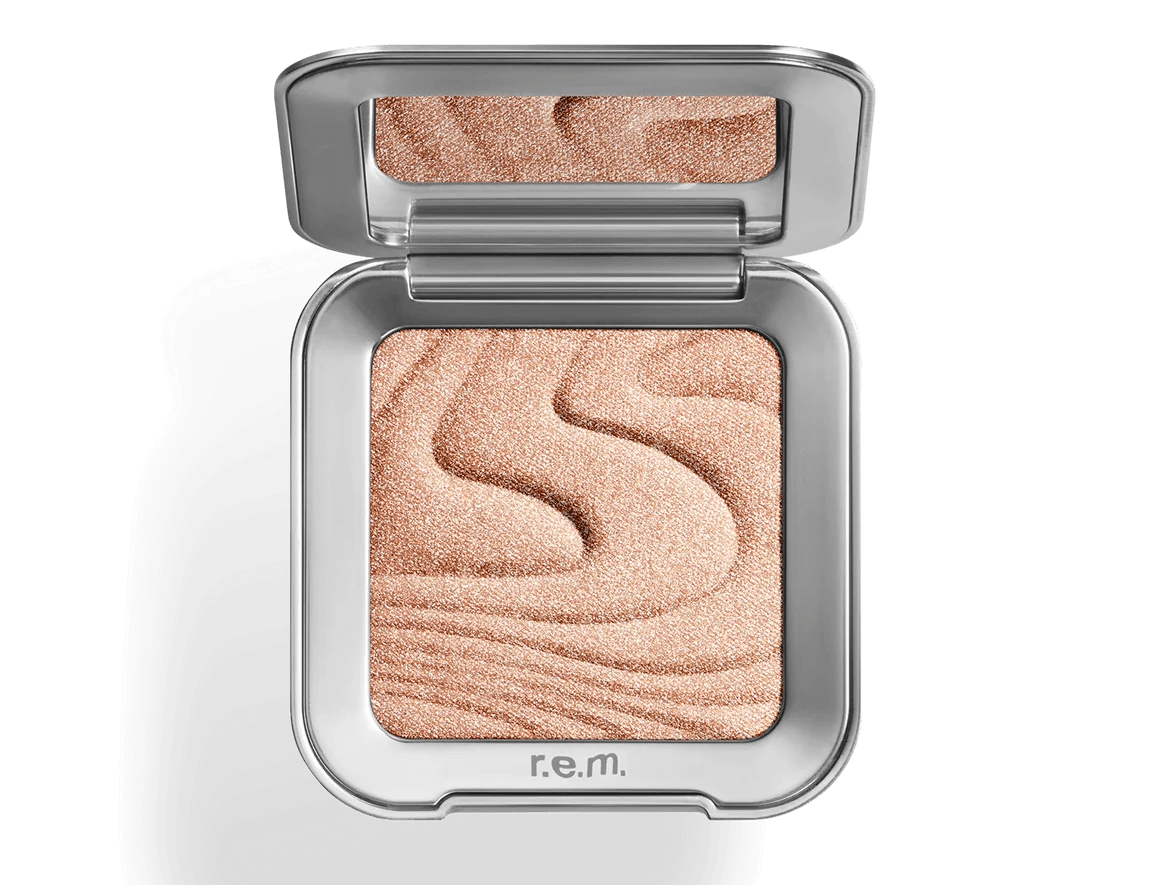 interstellar highlighter topper - Get the Look: Ariana Grande’s Radiant ‘Petal’ Music Video Makeup Breakdown