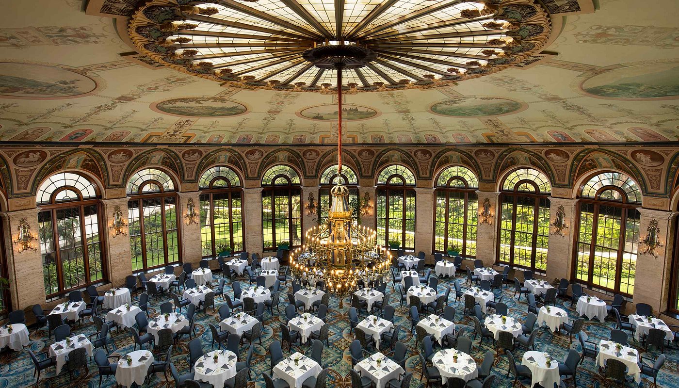 the circle at the breakers 1 - These are the Restaurants Serving Palm Beach’s Best Sunday Brunch This Season