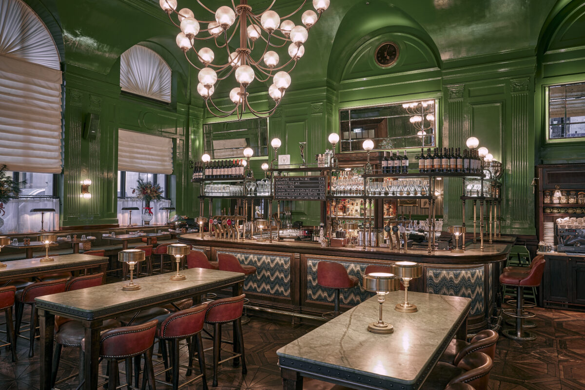 London’s Oldest Grand Hotel Has No Business Still Being This Good