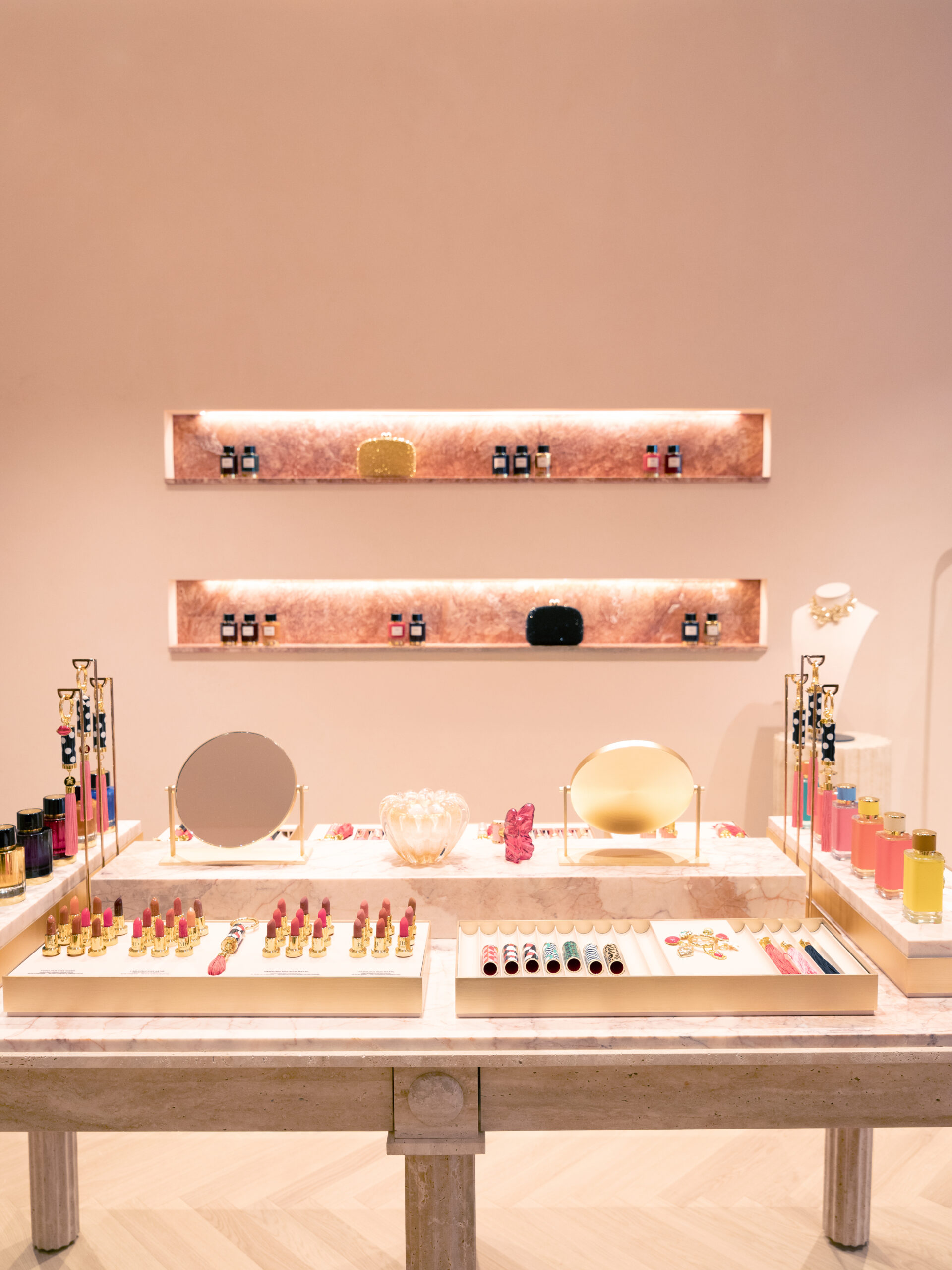 Inside Carolina Herrera’s New Miami Design District Boutique Complete With Pink Travertine Floors & Bespoke Art (photo 2)