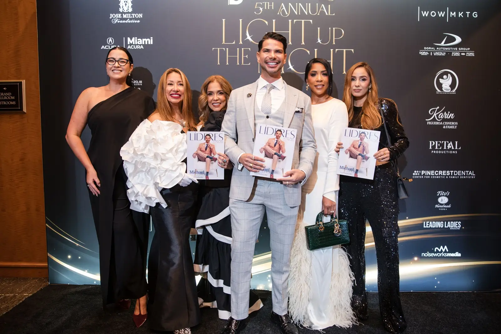 Fabiola Angulo, Myrna Kahan, Geidis Fundora, Michael Salazar, Solimar Hernandez & Vanessa Jimenez