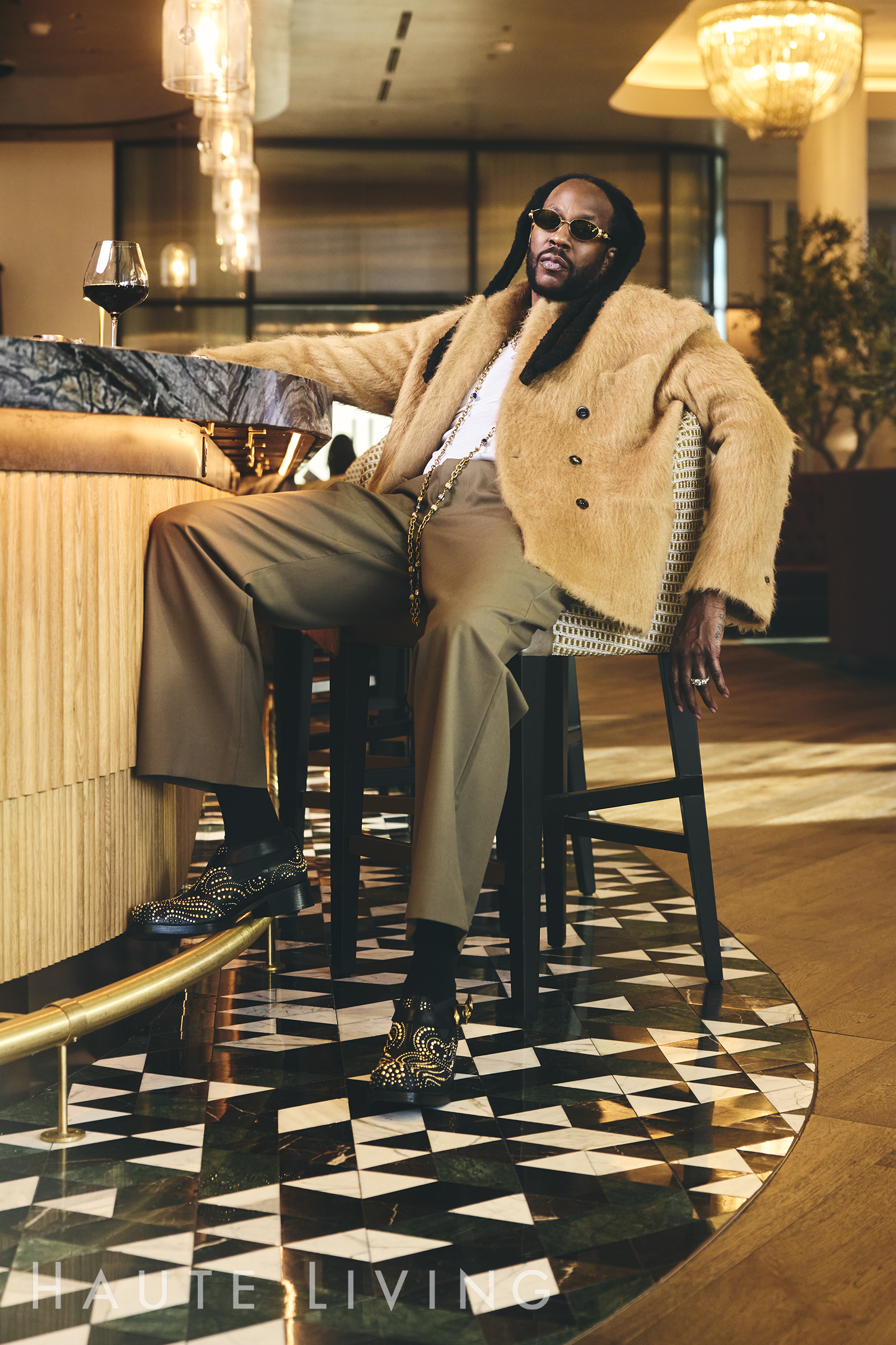 2 Chainz Cover Story (photo 5)