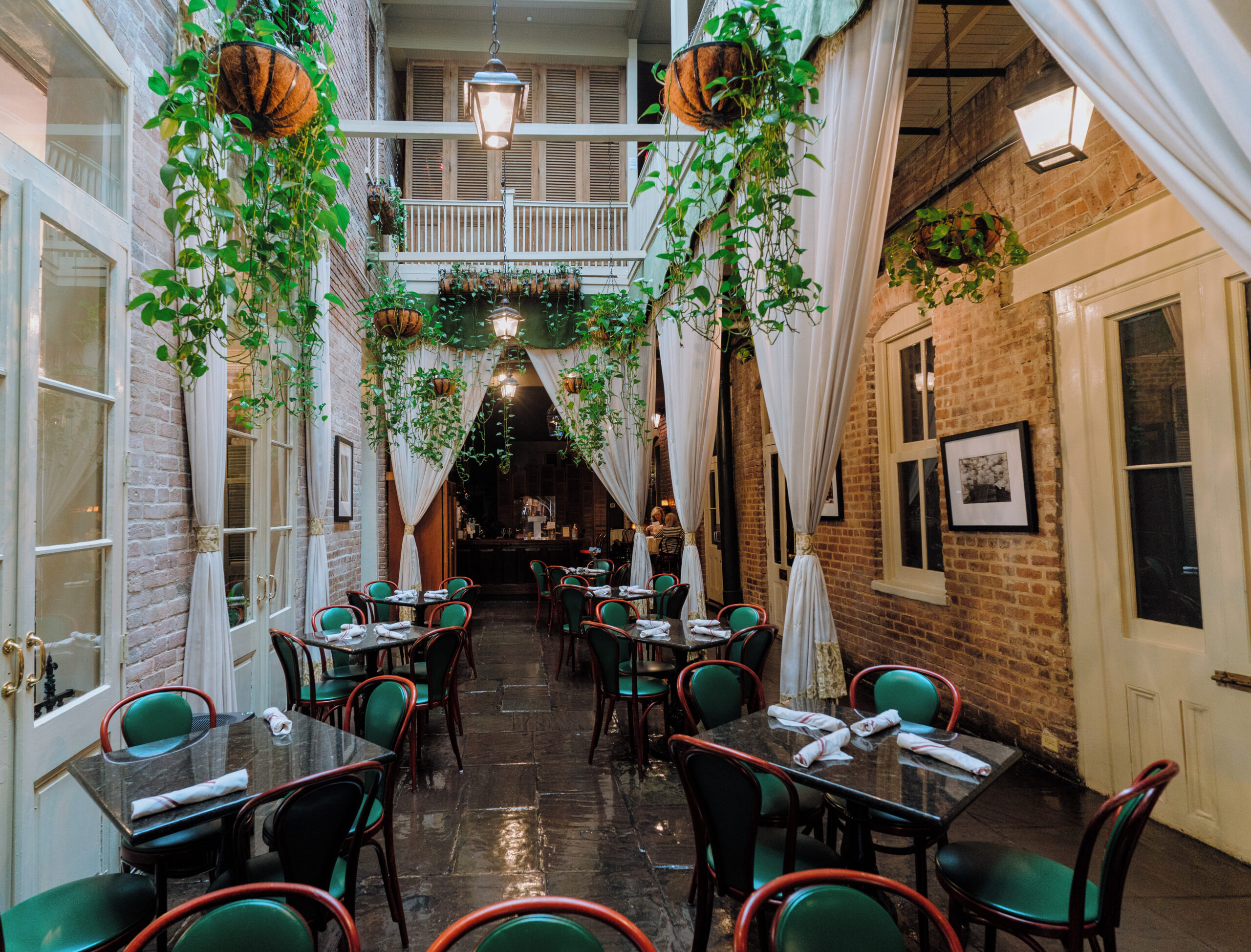 Haunted restaurants