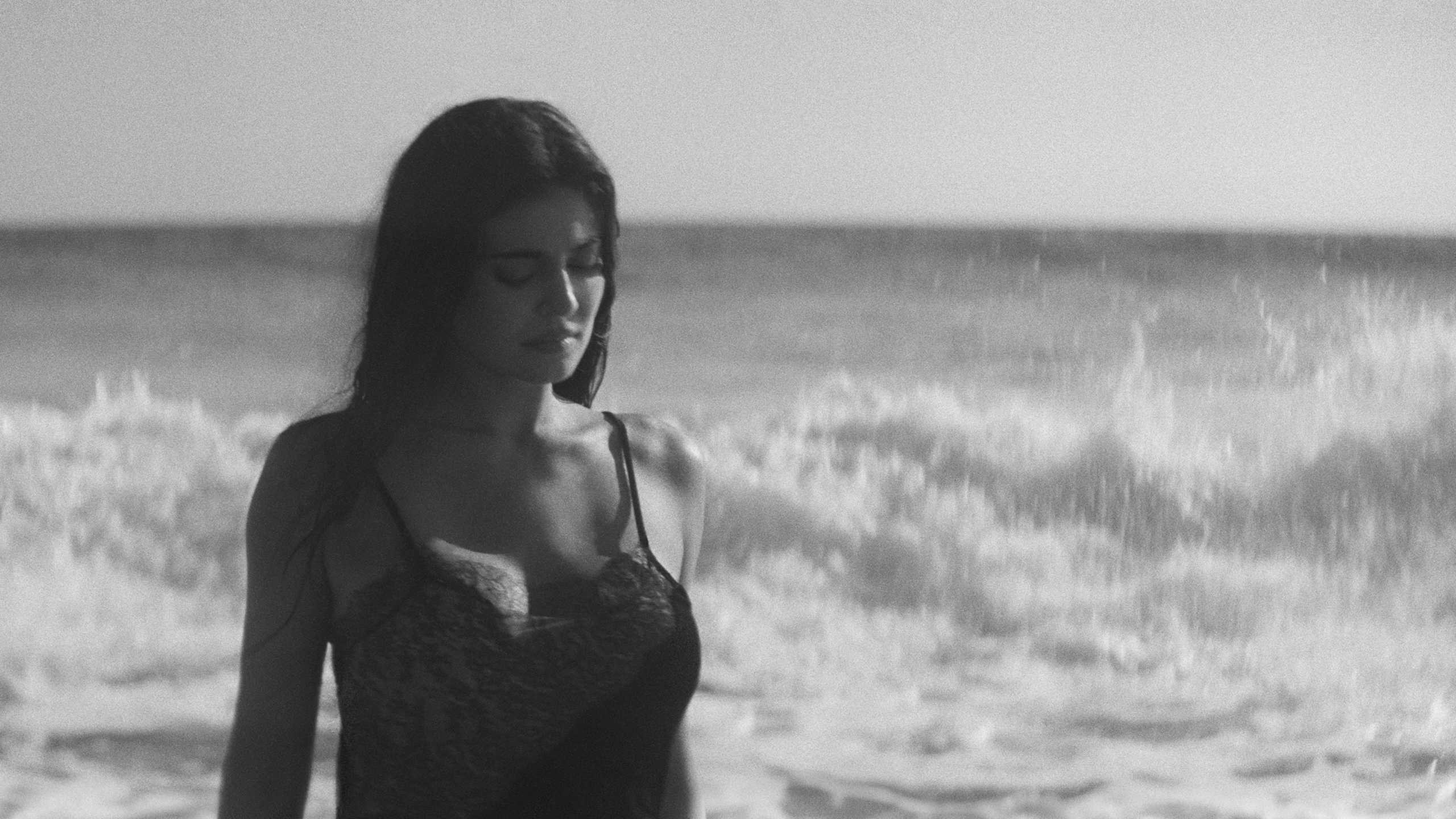 Stella McCartney x Kylie Jenner (photo 3)