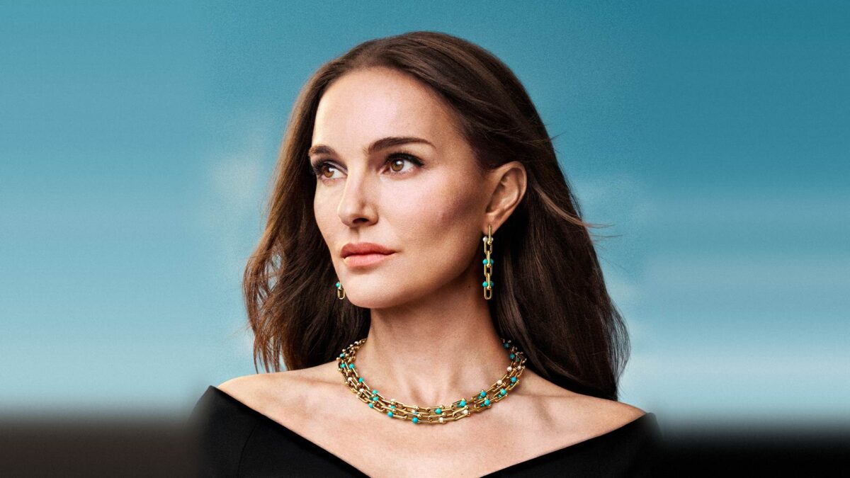 Tiffany Blue Meets HardWear: Inside the New Turquoise and Pearl Collection