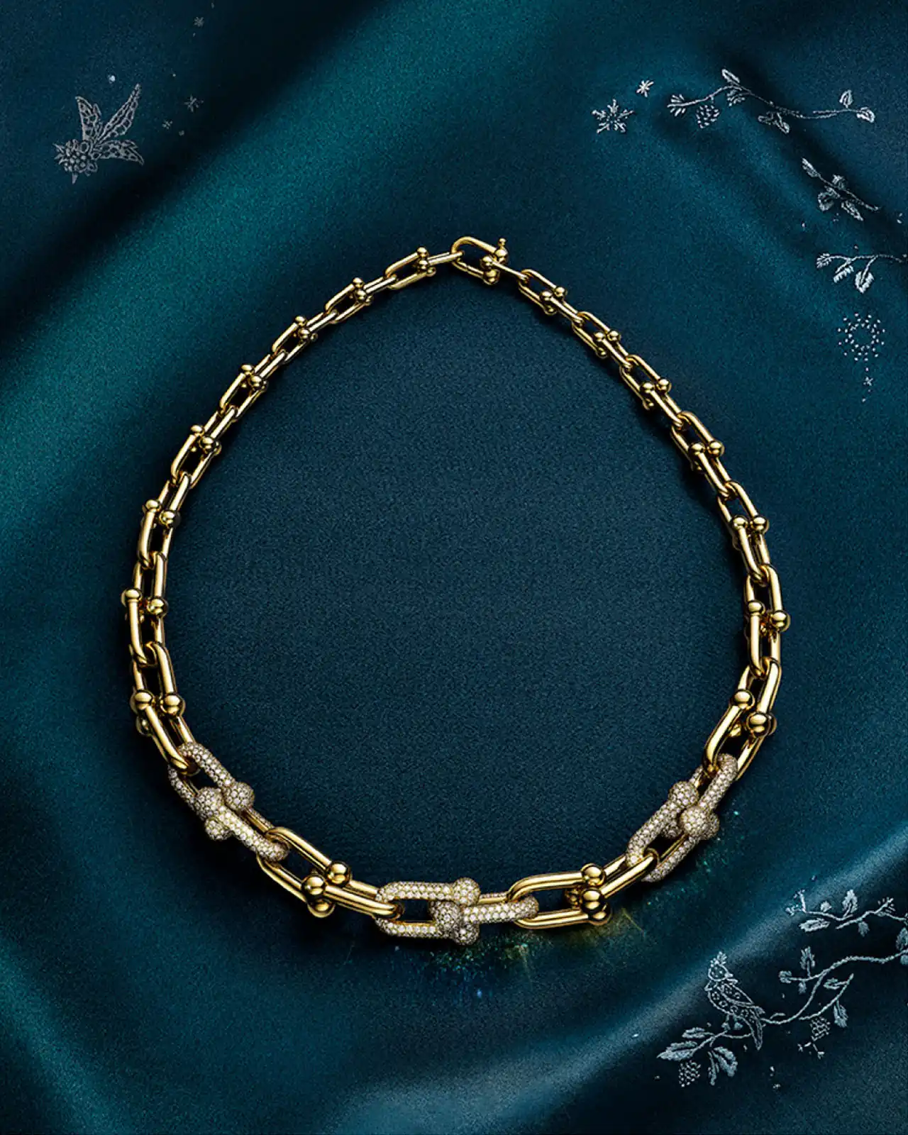 Tiffany HardWear graduated link necklace from the 2026 Love Is a Gift holiday campaign